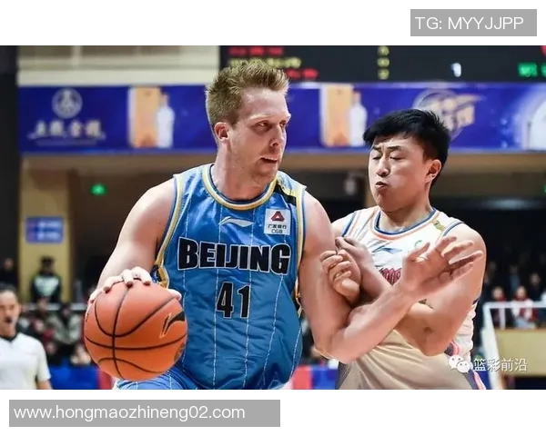 上海篮球队近期状态分析与表现评估探讨