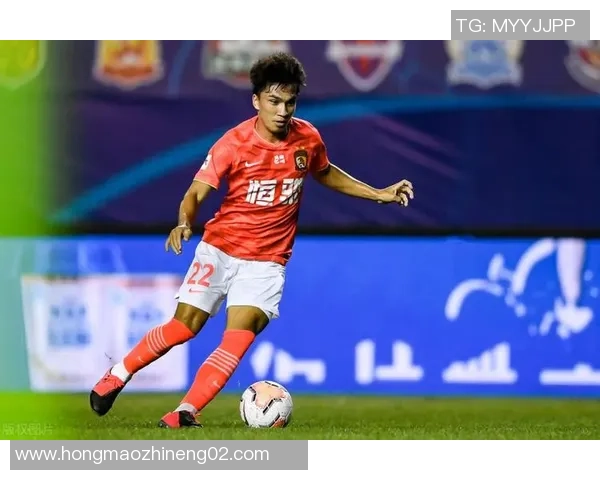 广州排球队展现灵活战术优势赛季表现引人瞩目 广州排球队展现灵活战术优势赛季表现引人瞩目